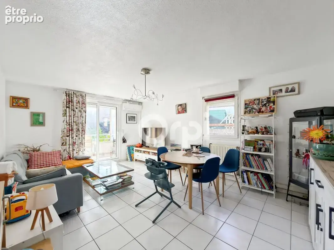 Photo Appartement à Aubagne au prix de 239 000€