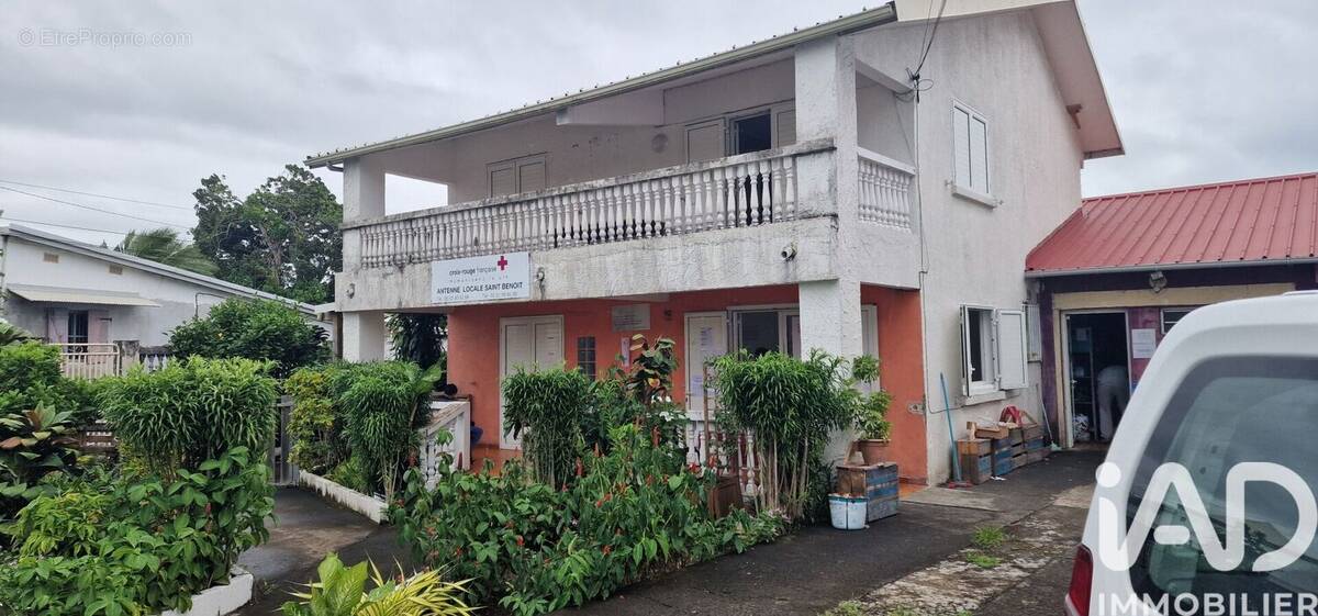 Photo 1 - Maison à SAINT-BENOIT