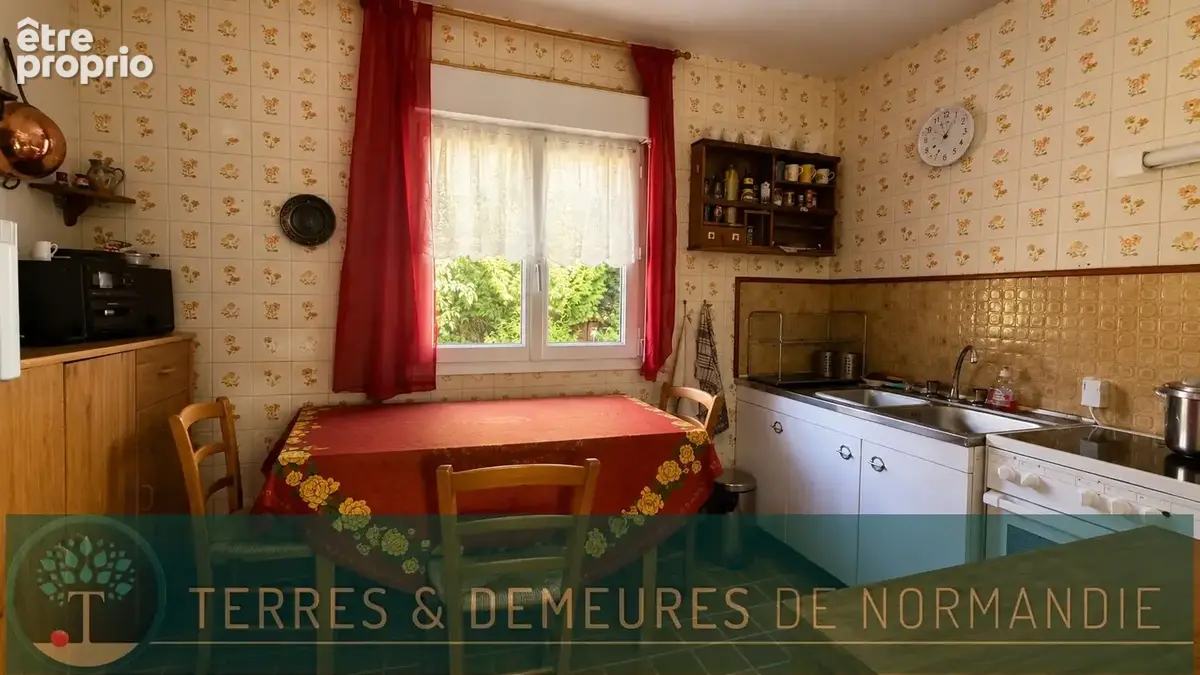 Maison d'environ 65m² avec deux chambres, implantée sur un terrain de 450 m², située sur la commune de Petit-Caux. - photo 6