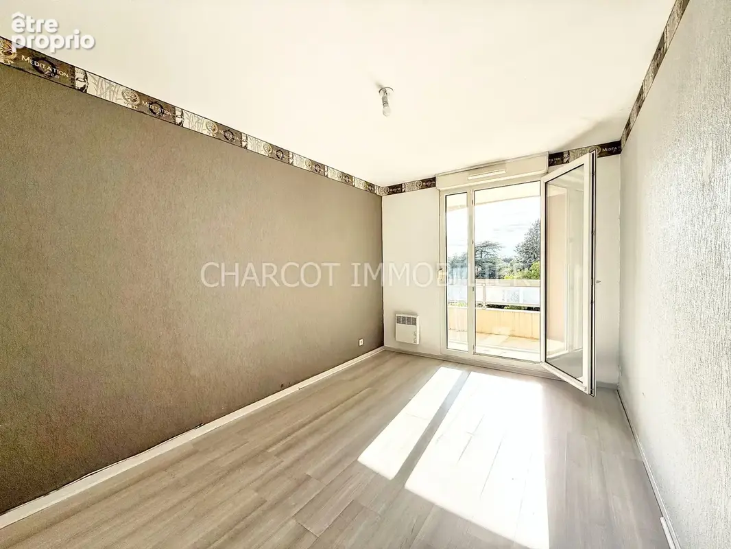 EXCLUSIVITÉ   LYON 5ème, près Point du Jour, appartement T4 traversant de 95 m2 + terrasse / Garage en sus - photo 9