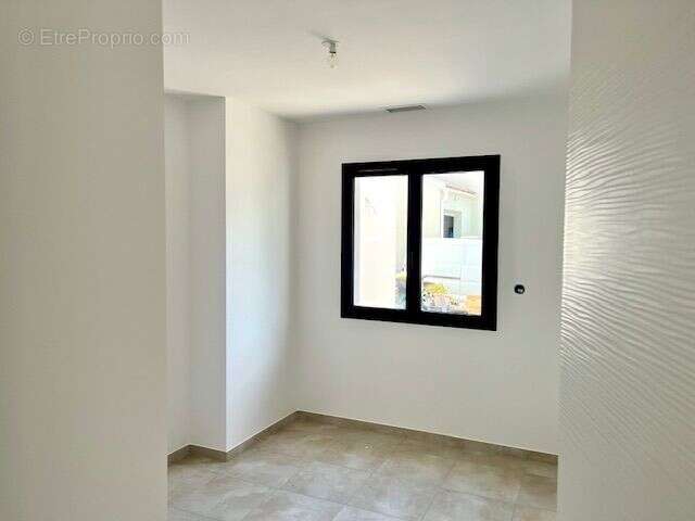 Maison à SAINT-MATHIEU-DE-TREVIERS