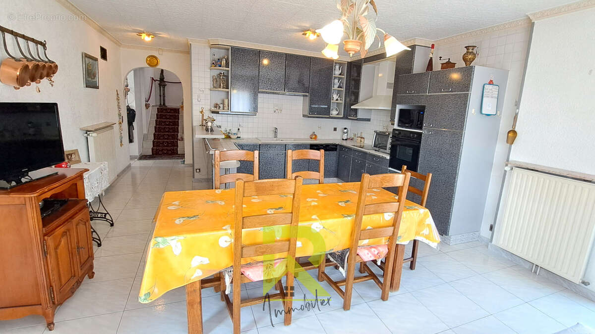 Villa 248 m2   5 chambres   Vue étang de Bages   Piscine   Garage 66 m2   Narbonne - photo 4
