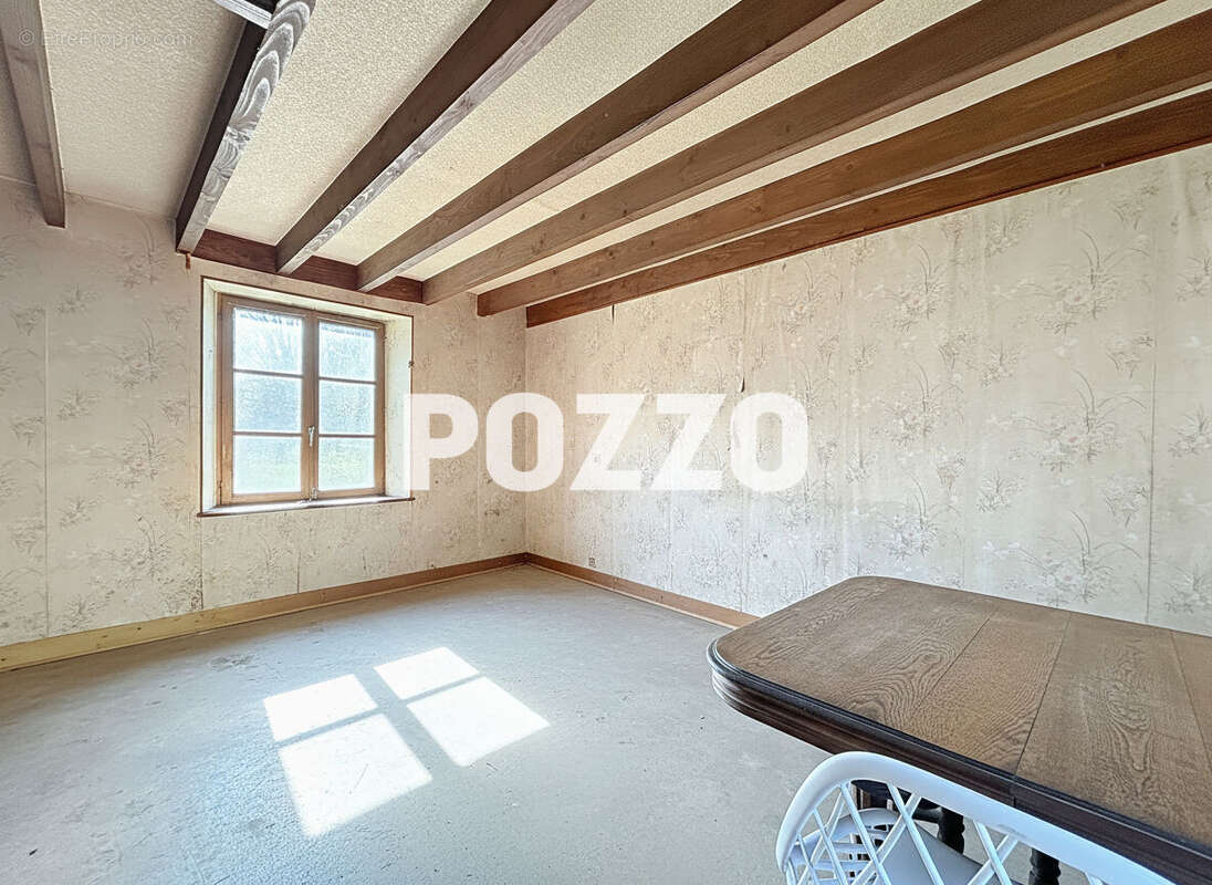 Maison à CHERENCE-LE-HERON