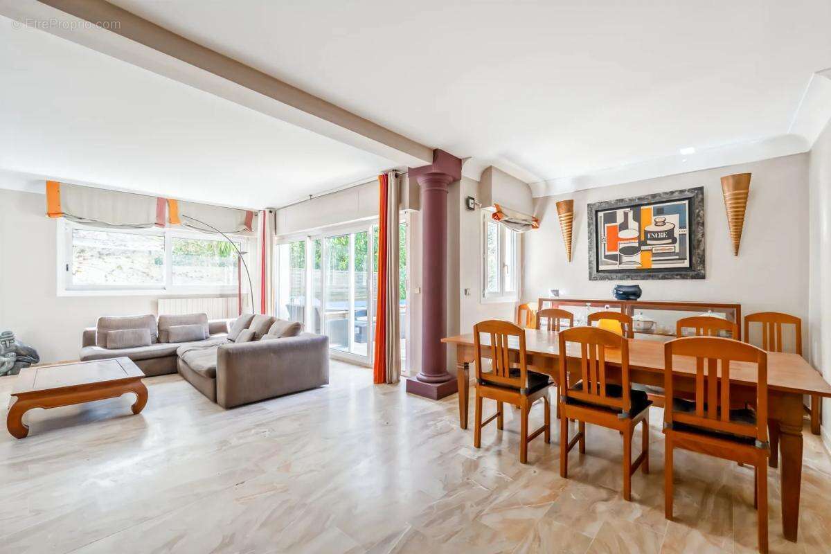 Maison à SAINT-CLOUD