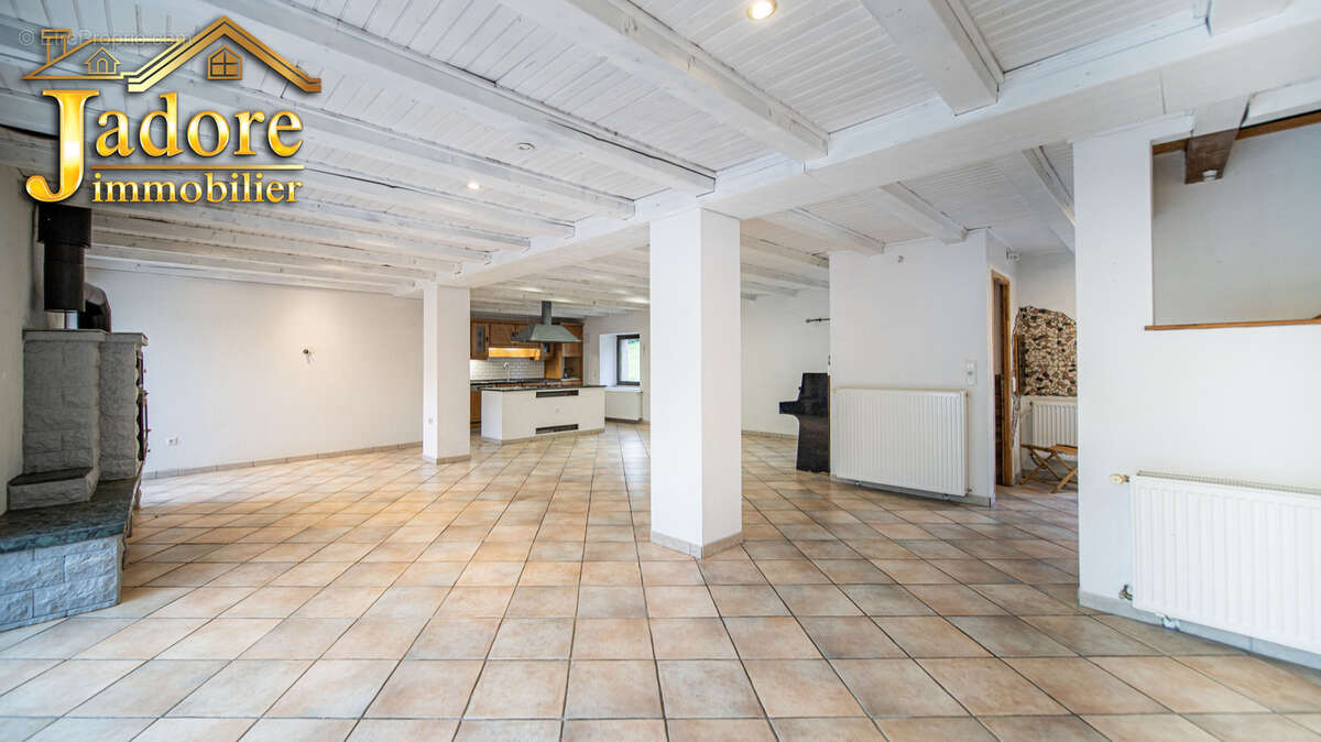 *** trop tard *** ferme vosgienne renovee + appartement !! - photo 15