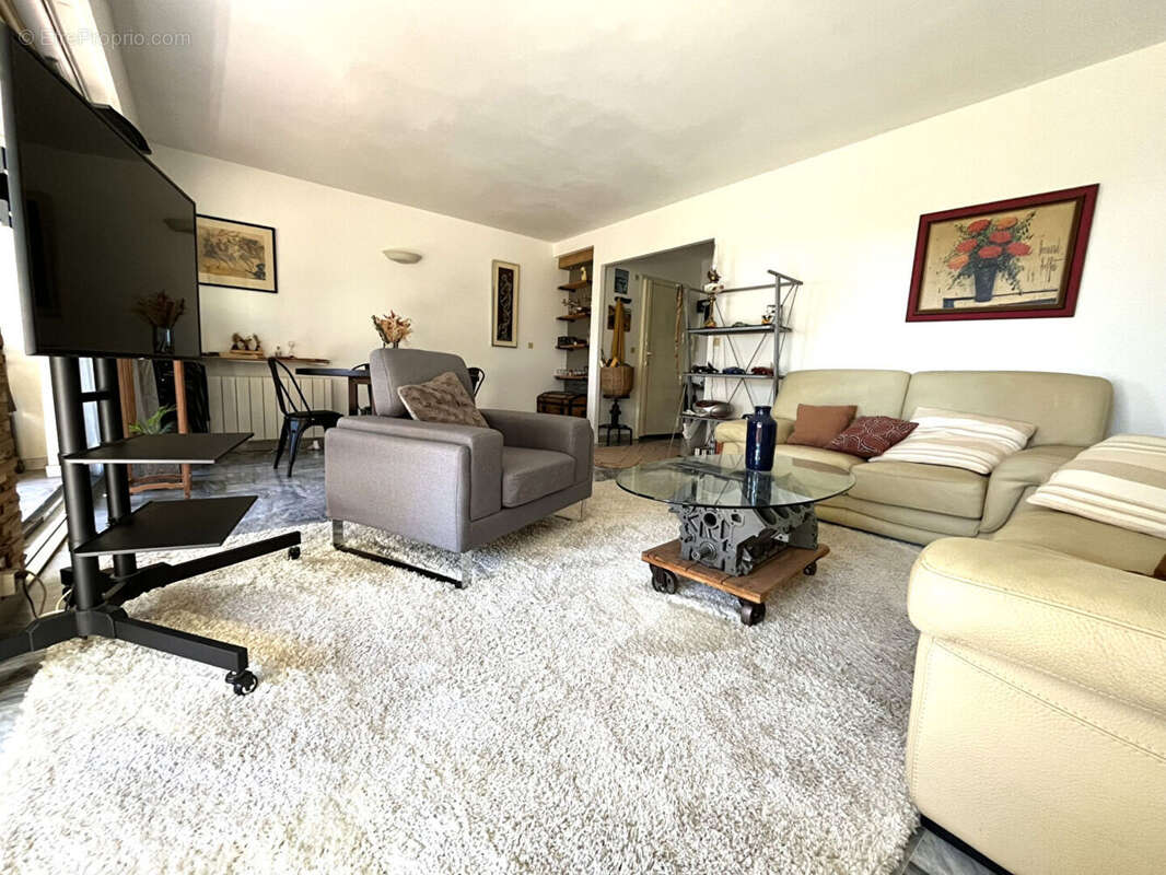 Appartement 67m² à saint-laurent-du-var - photo 3
