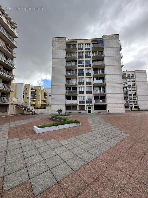 Appartement à MELUN