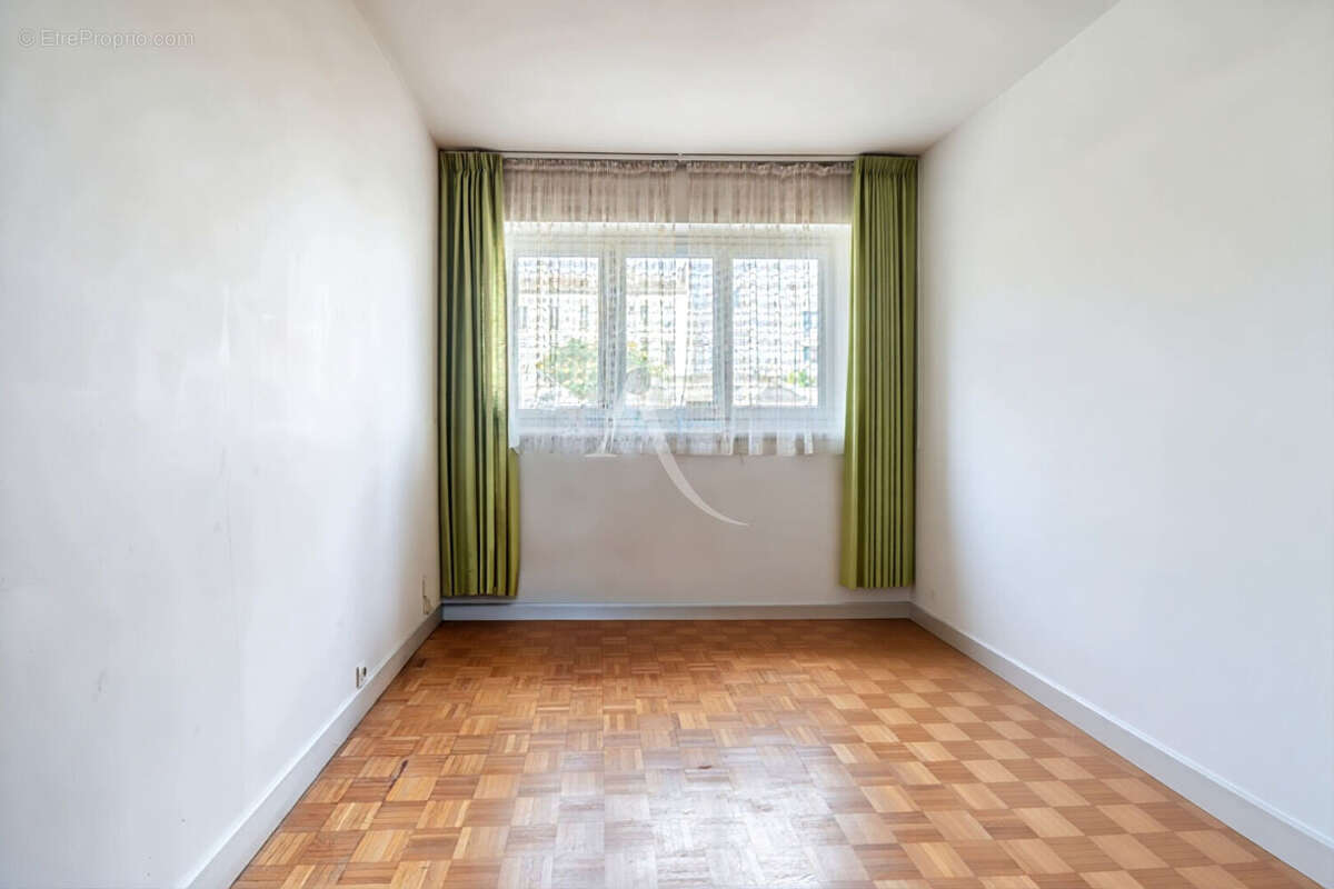 Appartement à IVRY-SUR-SEINE