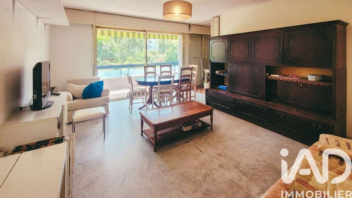 Photo 2 - Appartement à MANDELIEU-LA-NAPOULE