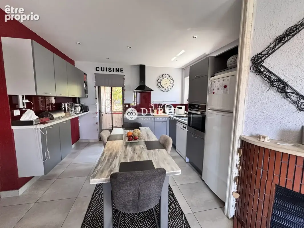 Maison 100 m² à Montaigu  - photo 3