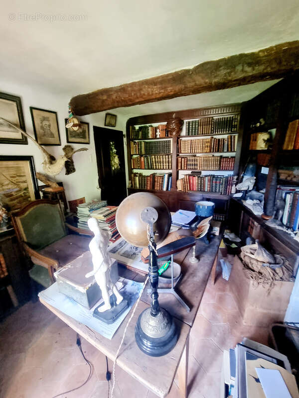 Maison à CHATEAUDOUBLE