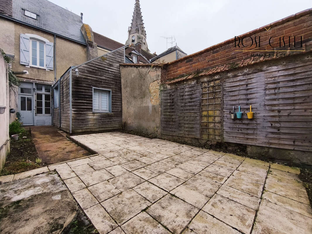 Maison à CHATEAUDUN