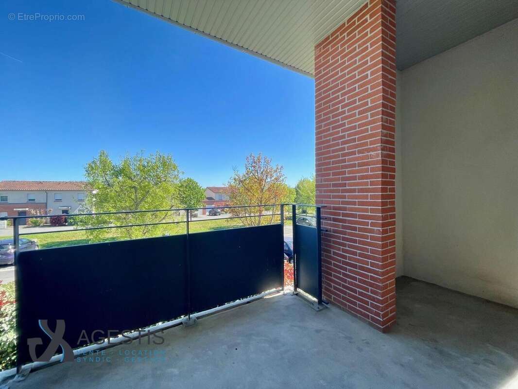   - Appartement à LONGAGES