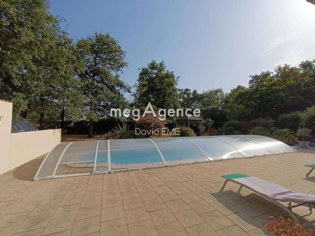 Maison à NOTRE-DAME-DE-RIEZ