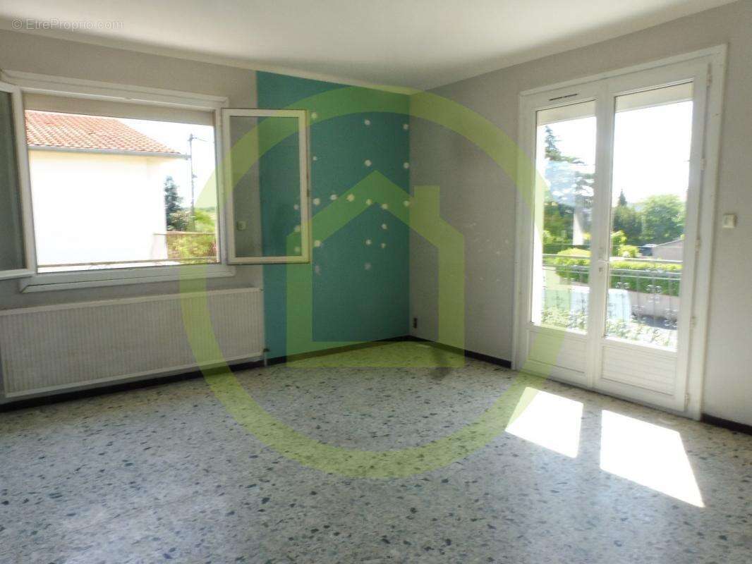 Maison à FONBEAUZARD