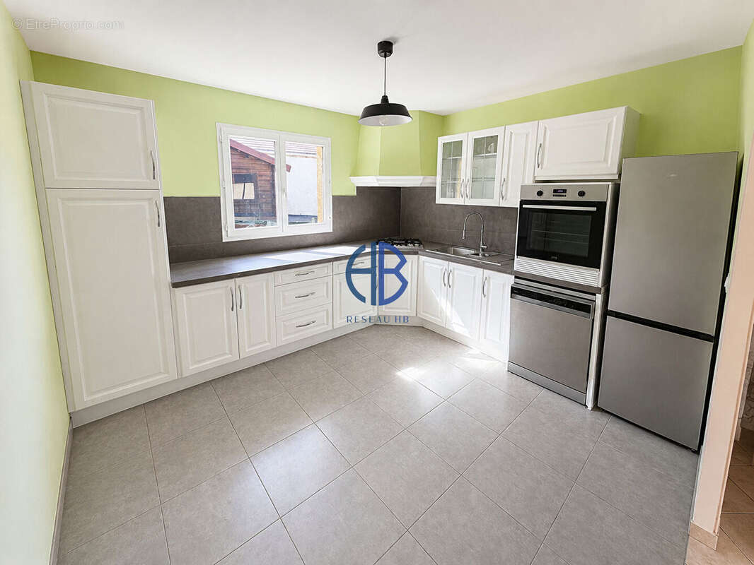 Maison à SALAGNON