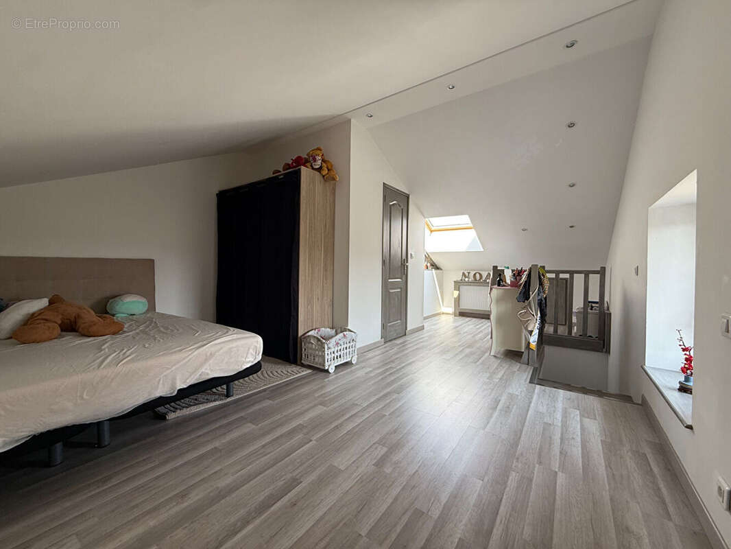 Maison à CHARLEVILLE-MEZIERES