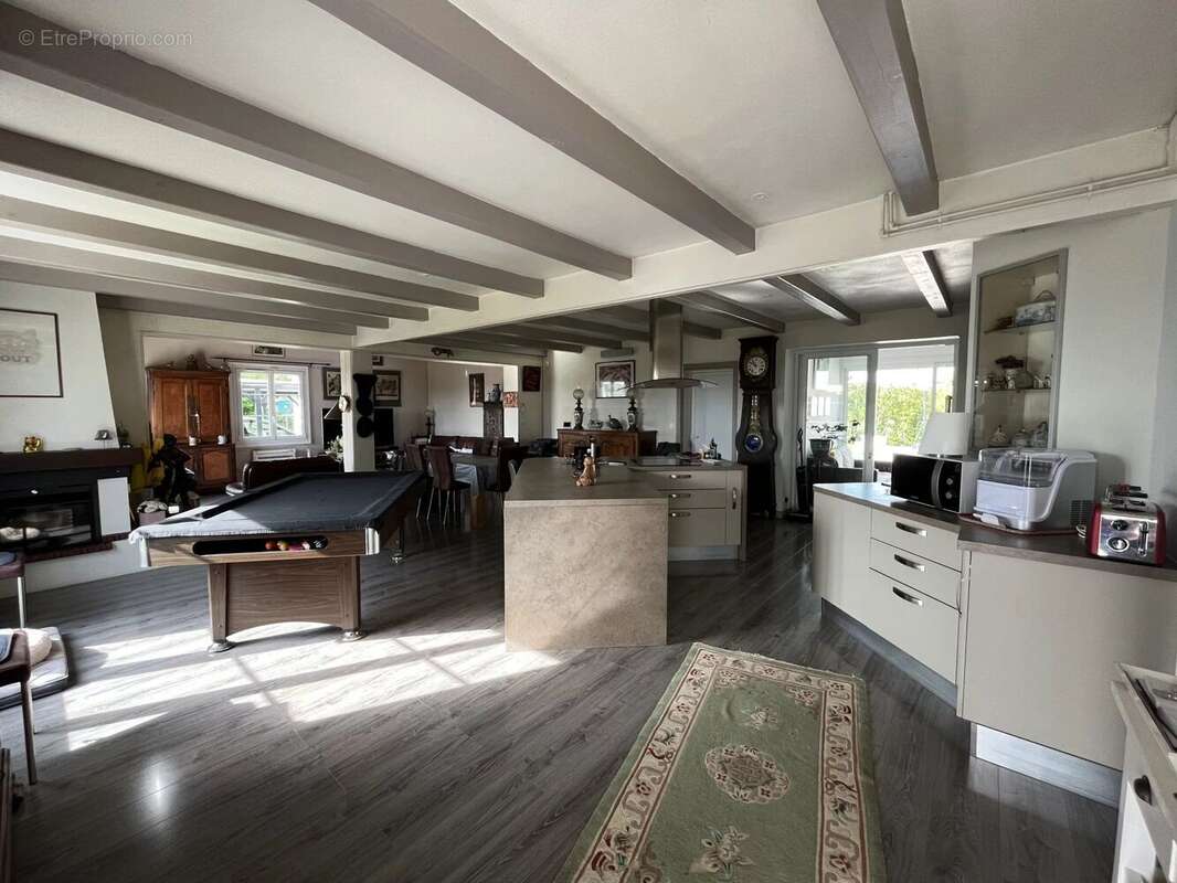 Maison à NUAILLE-D&#039;AUNIS