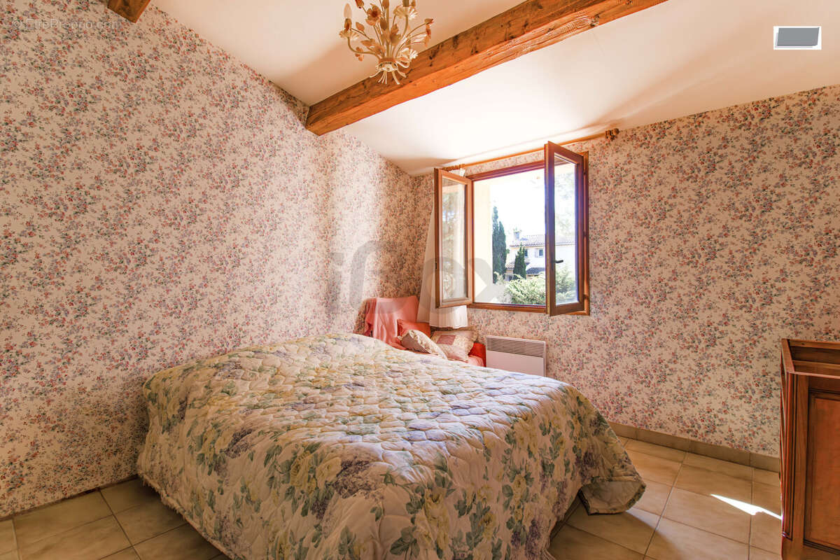 Maison à SIX-FOURS-LES-PLAGES