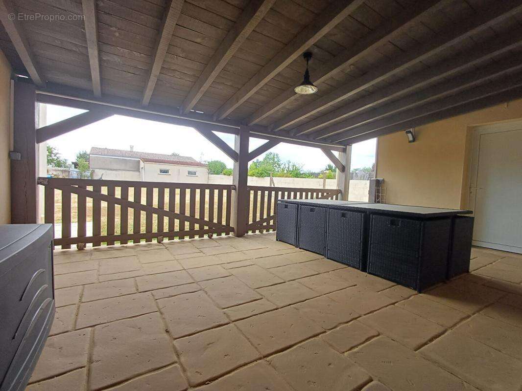 Saint Gelais - Plain-pied 4 chambres - photo 13