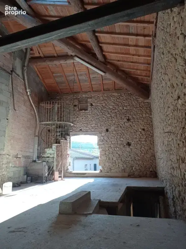 Charme de la Pierre à Sabran, grange à rénover - photo 8