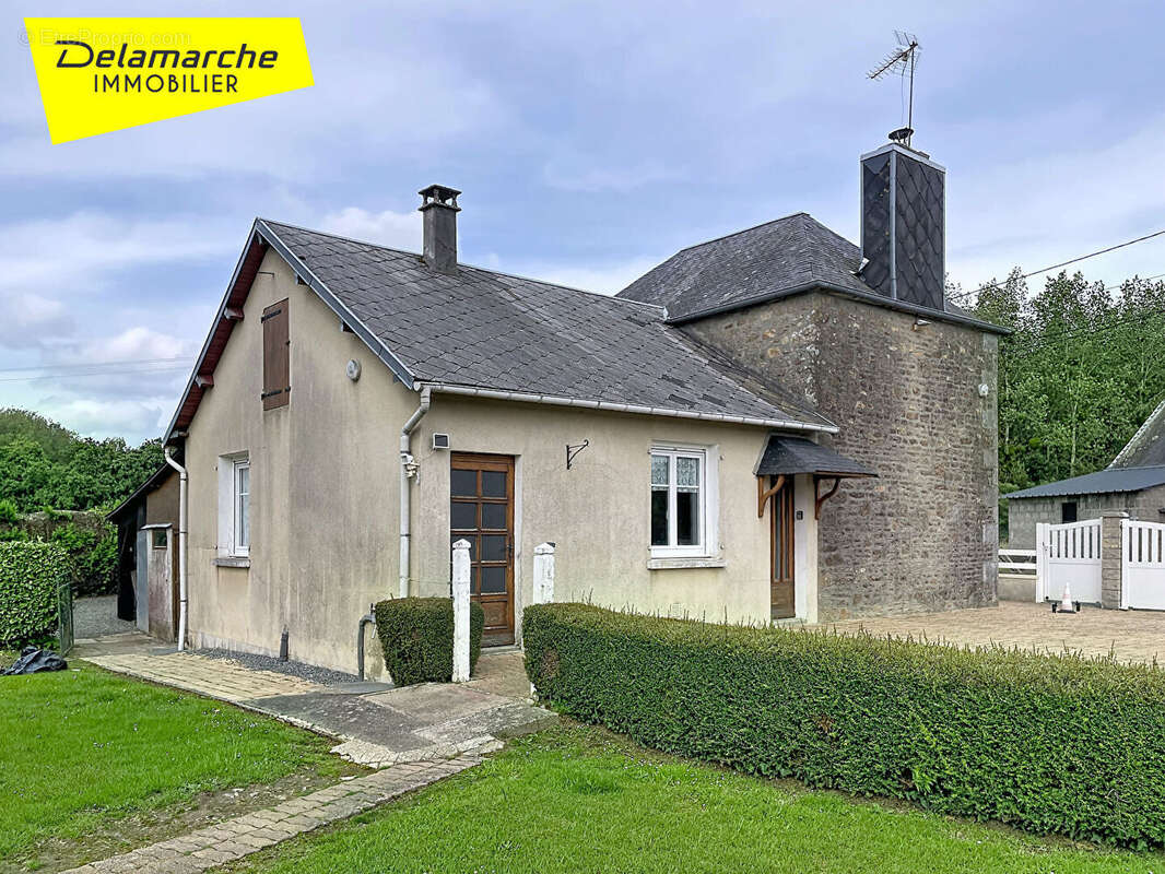 A VENDRE : Maison d'habitation en pierres en campagne à Sainte Cécile - photo 13