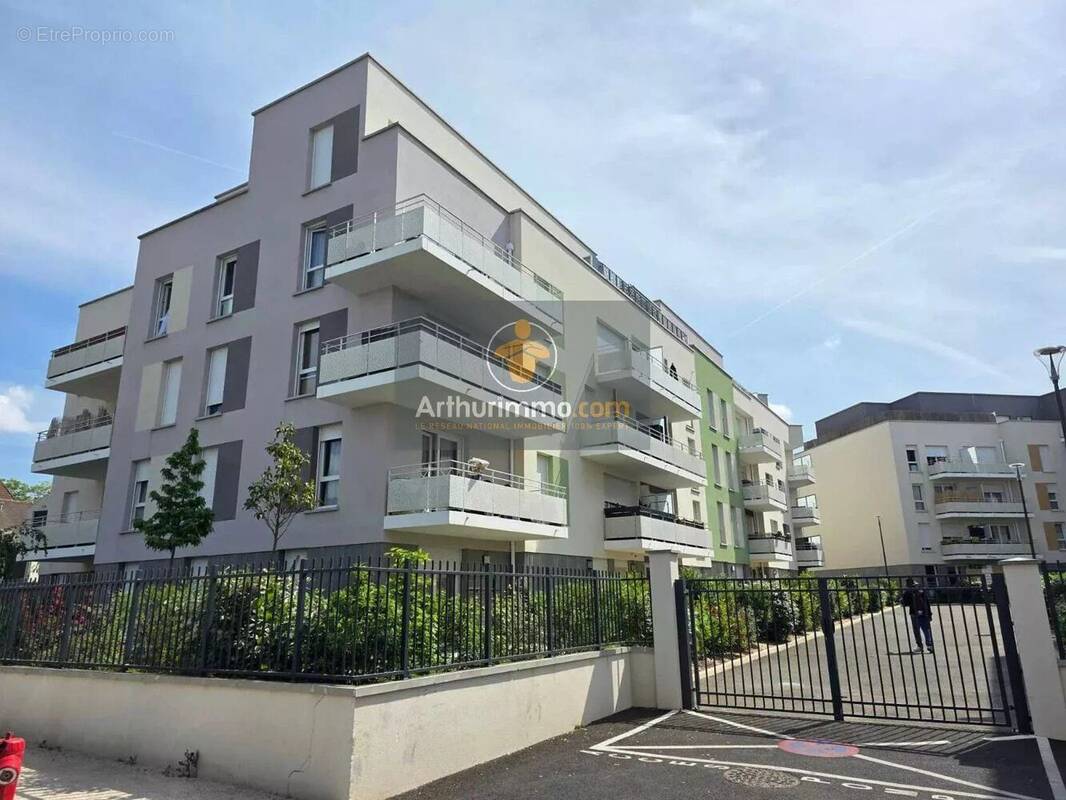 Appartement à VILLIERS-LE-BEL