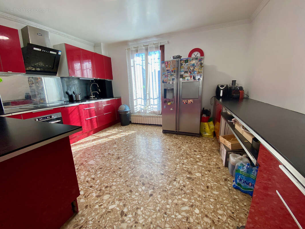 Maison à LE BLANC-MESNIL