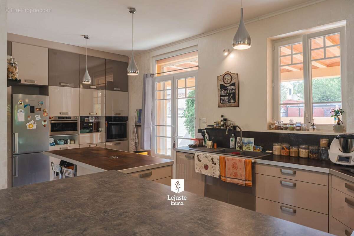 Maison 155 m² à Castelnaudary  - photo 8