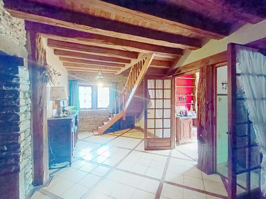 Photo 8 - Maison à CHAMPLEMY