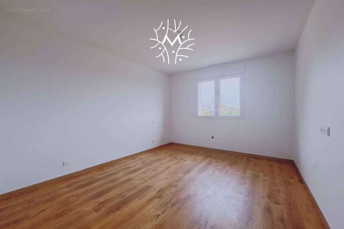 Maison à CHARLEVILLE-MEZIERES