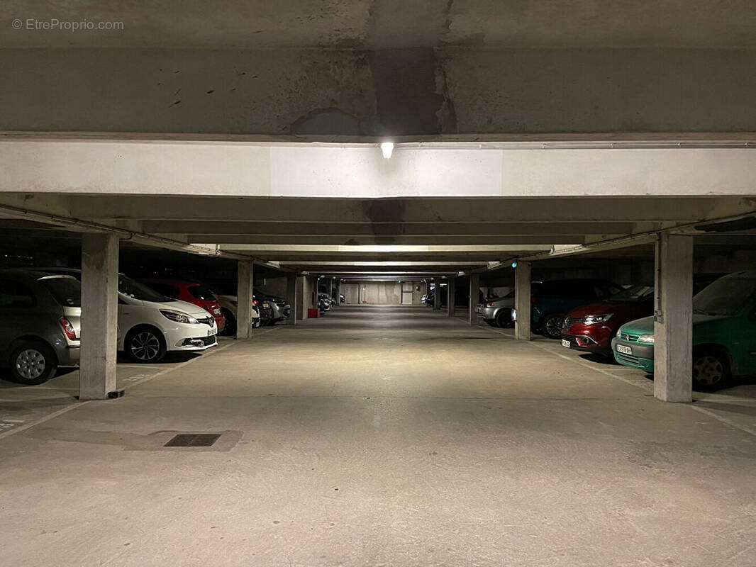 Parking à NOGENT-SUR-OISE