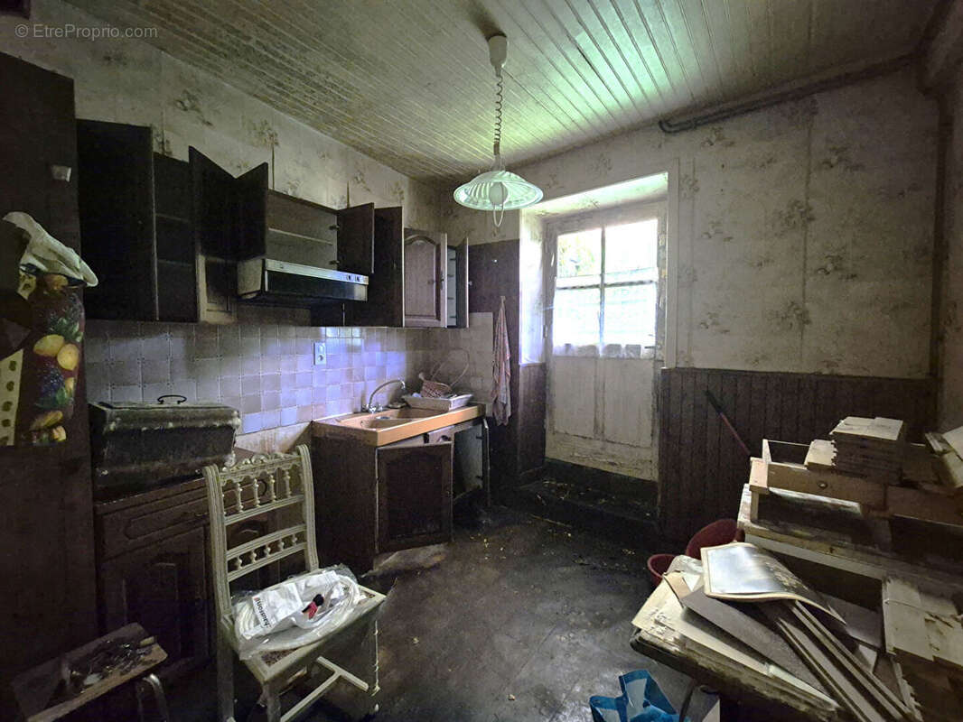 Maison à LE LONZAC