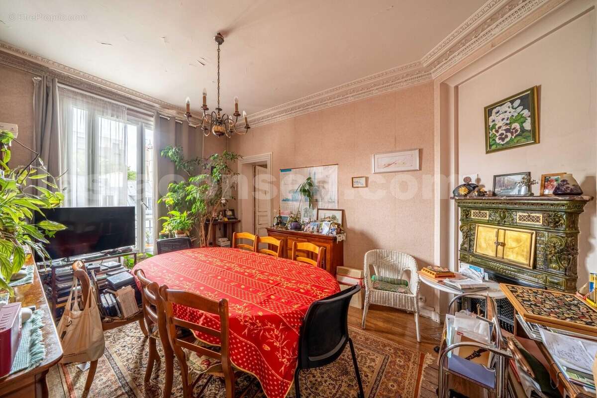 Photo n°4 - Appartement à PARIS-14E