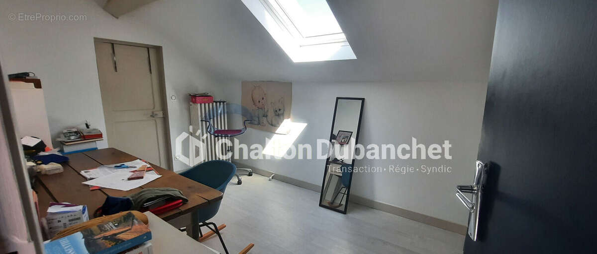 Maison Feurs 10 pièce(s) 163.28 m2 - photo 12