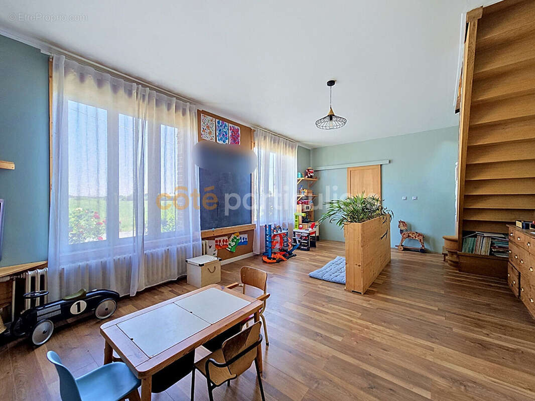 Corps-de-ferme / Semi plain pied d'exception de 255m² - photo 7