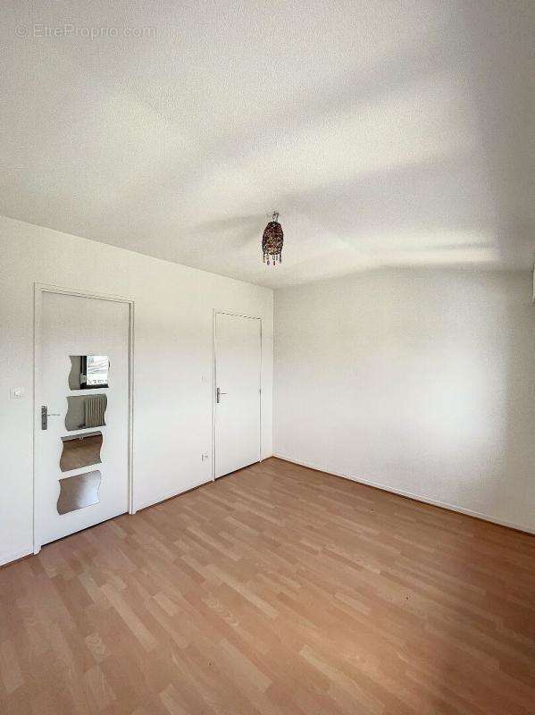 Appartement à NEUFCHATEAU