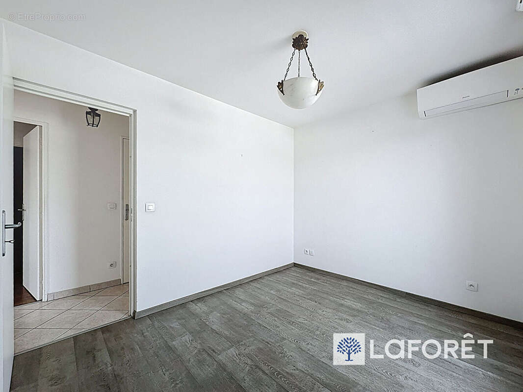 Appartement à LYON-9E