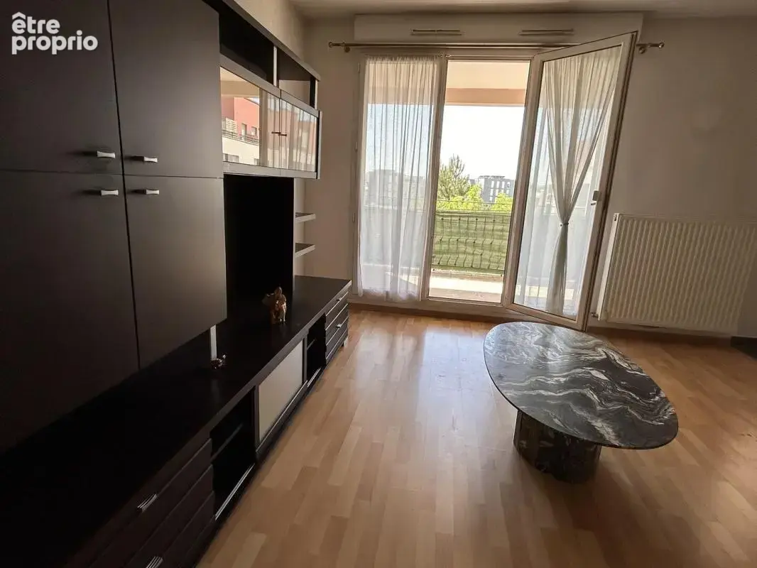 F3 de 60 m2 + une cave + 2 places de parking à PFASTATT (68120) - photo 11