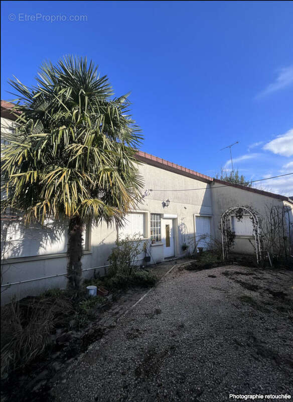 Maison à PARS-LES-ROMILLY