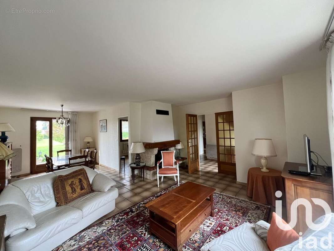 Photo 6 - Maison à CREUZIER-LE-VIEUX