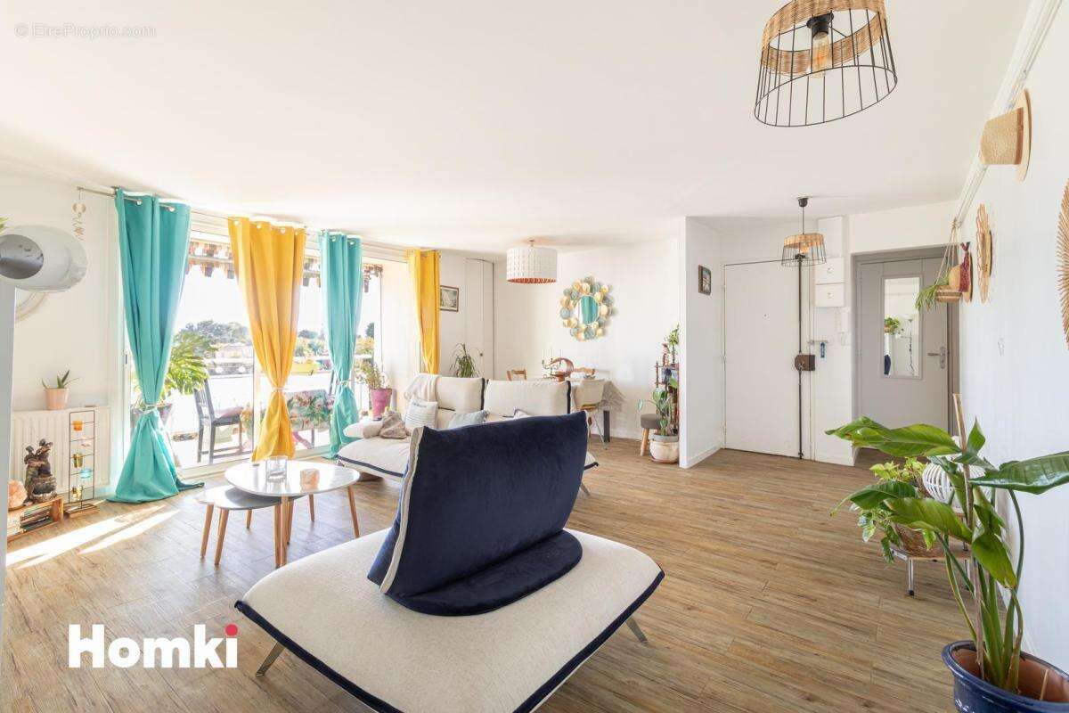 Appartement à MARSEILLE-13E