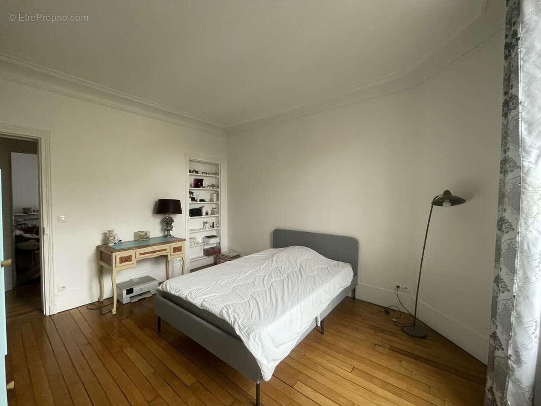 Appartement à ENGHIEN-LES-BAINS
