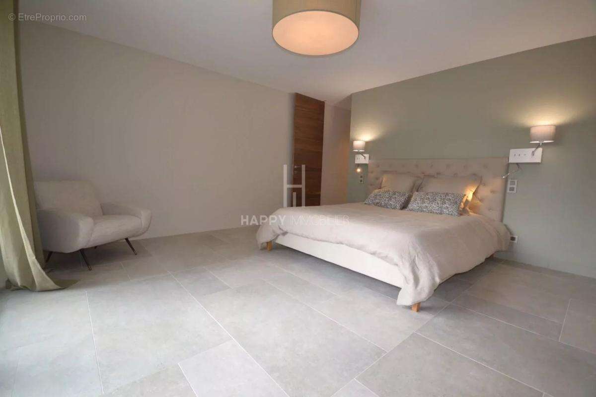 Maison à MAUSSANE-LES-ALPILLES
