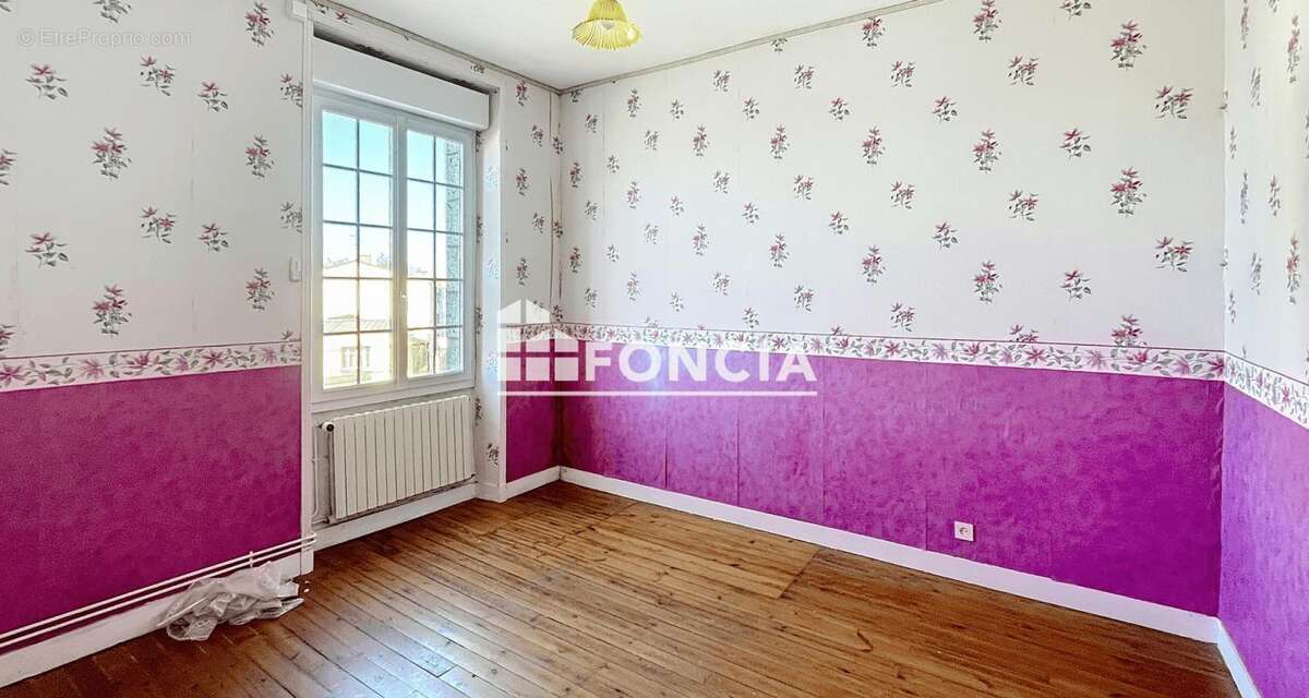 Maison à SAINT-GEORGES-DES-GROSEILLERS