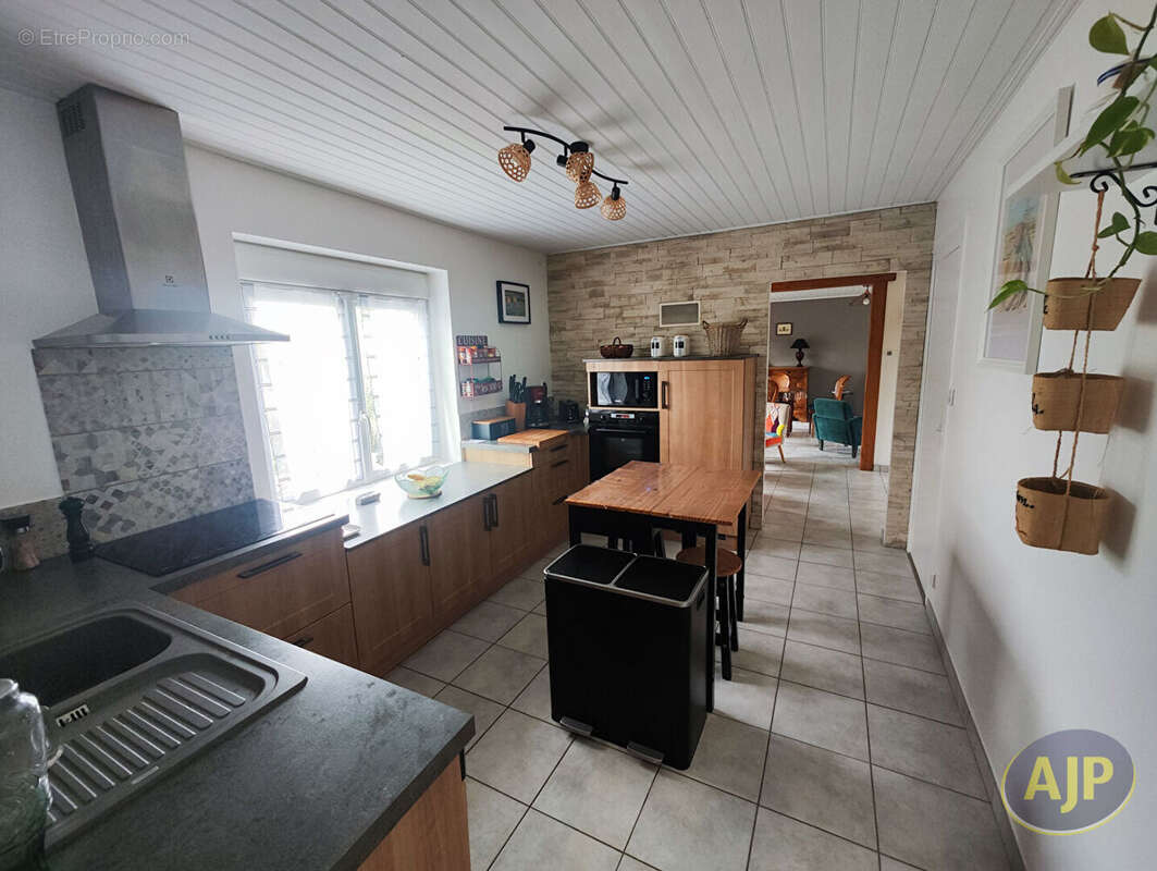 Maison Saint Denis Du Payre 97.55 m2 - photo 5