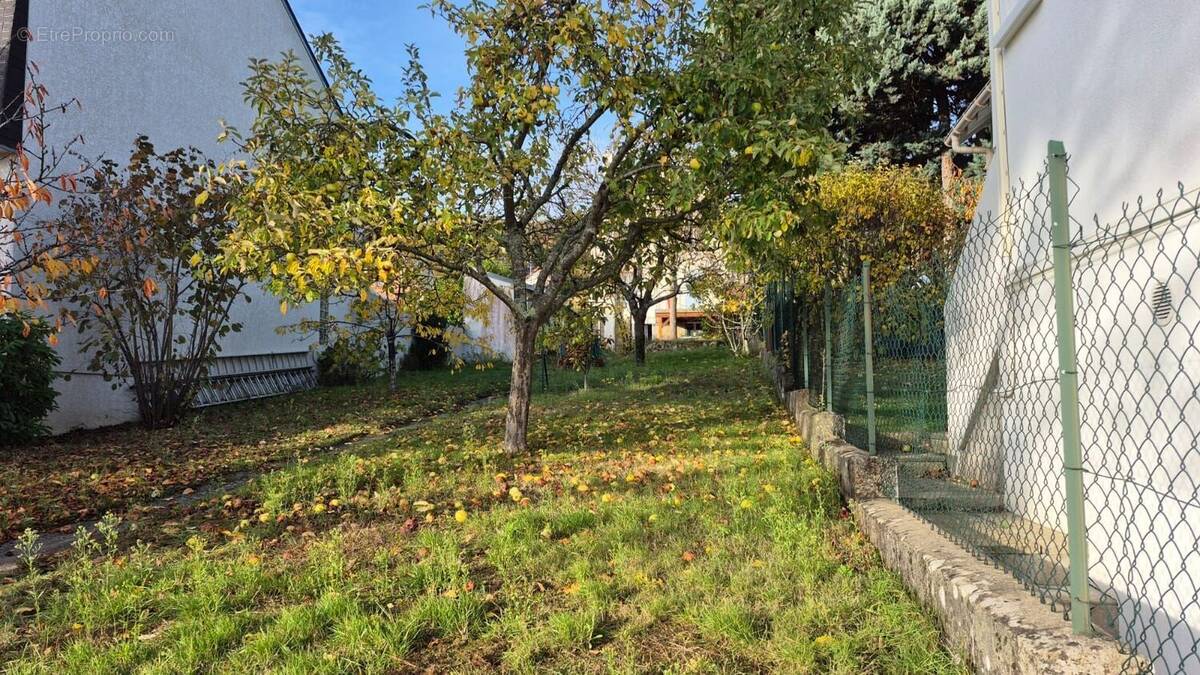 Terrain à PALAISEAU