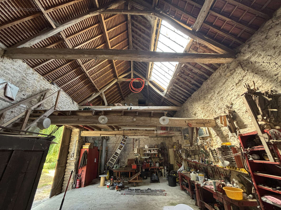 Maison à MONTREUIL-SUR-EPTE