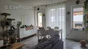 Appartement à LA CHAPELLE-DE-GUINCHAY