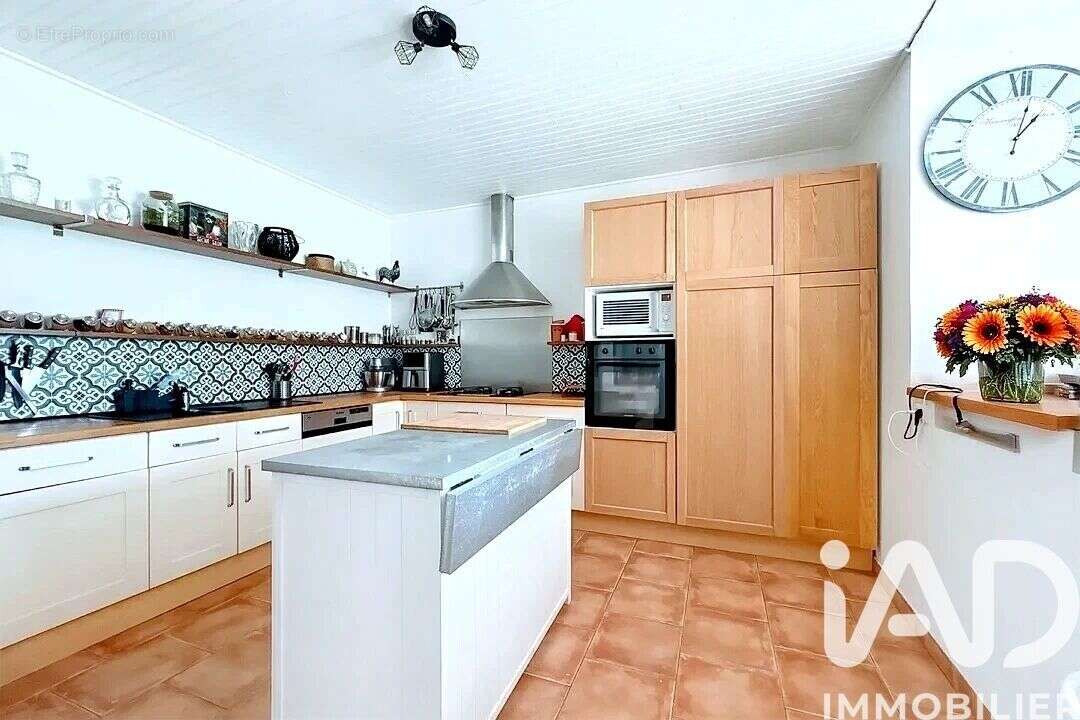 Photo 6 - Maison à MARSEILLE-15E